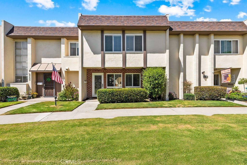 Photo of Listing #OC25186474