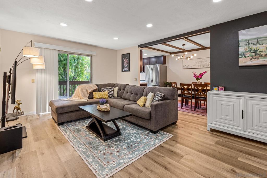 Photo of Listing #250037036SD