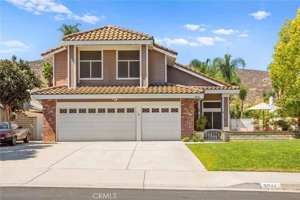 Photo of Listing #IV25164569