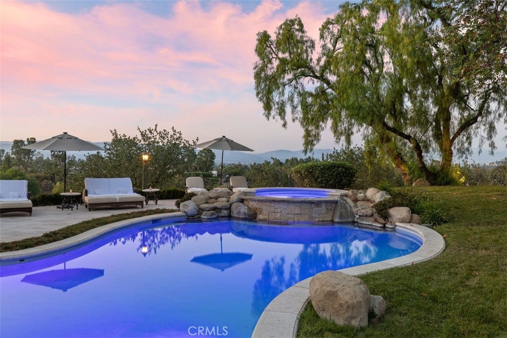 Photo of Listing #SR25188245