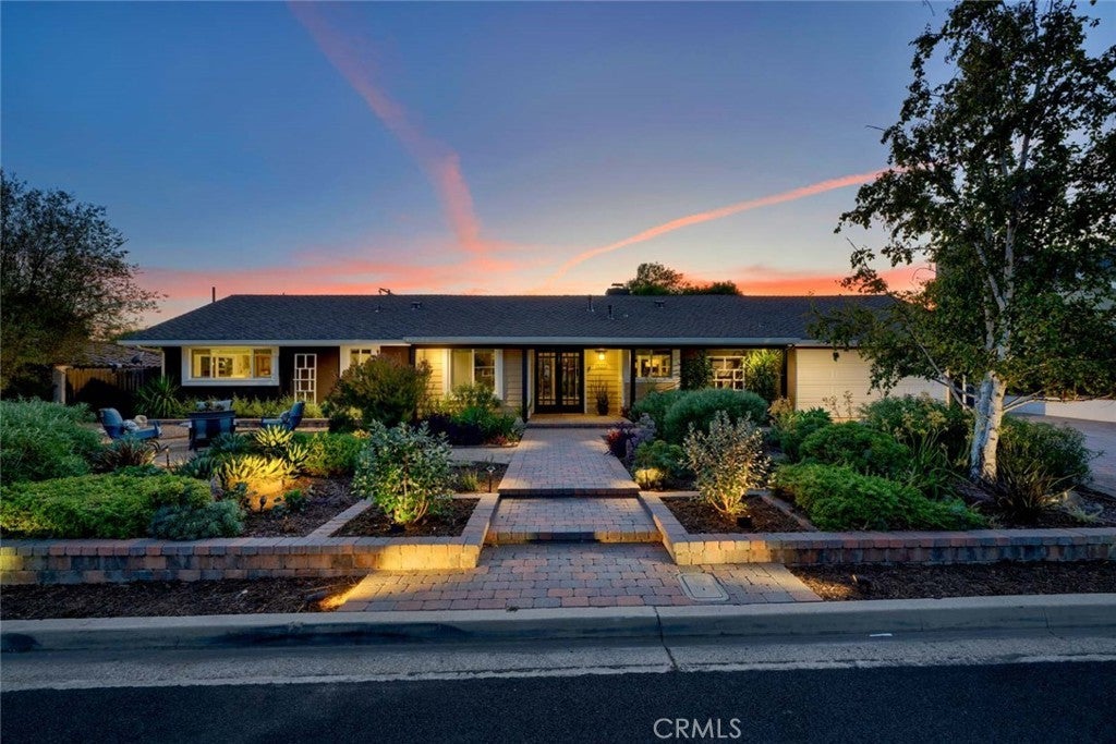 Photo of Listing #PW25181649