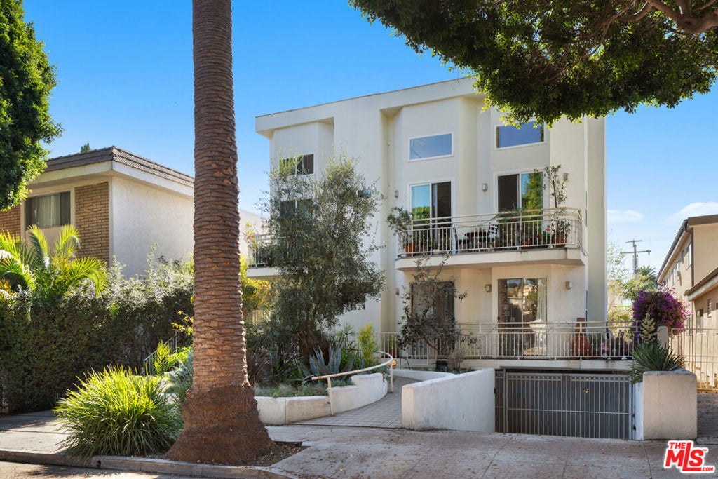 Photo of Listing #25581727