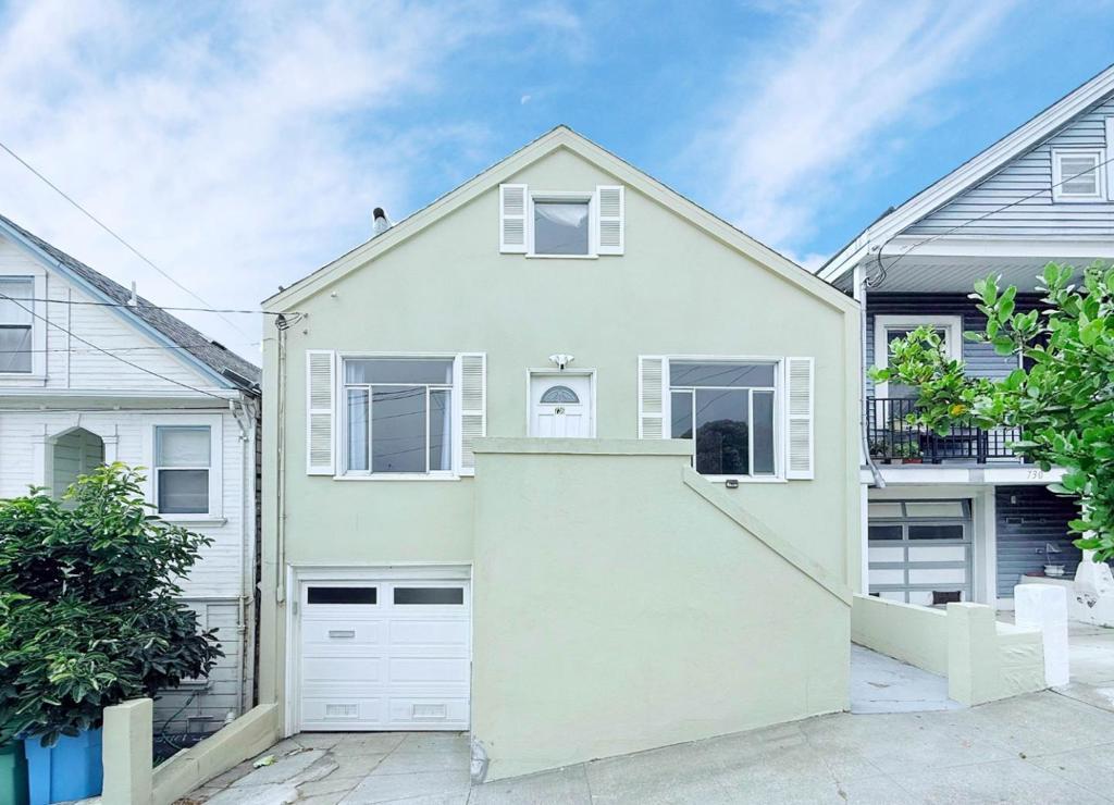 Photo of Listing #ML82019090