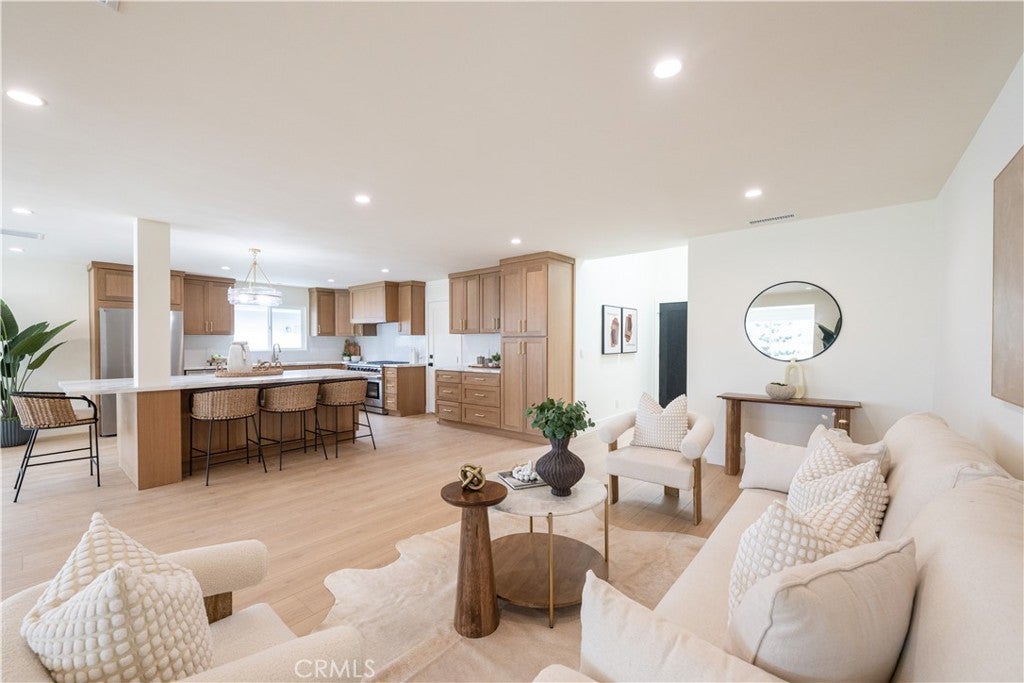 Photo of Listing #OC25190780