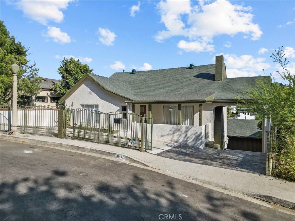 Photo of Listing #SR25186870