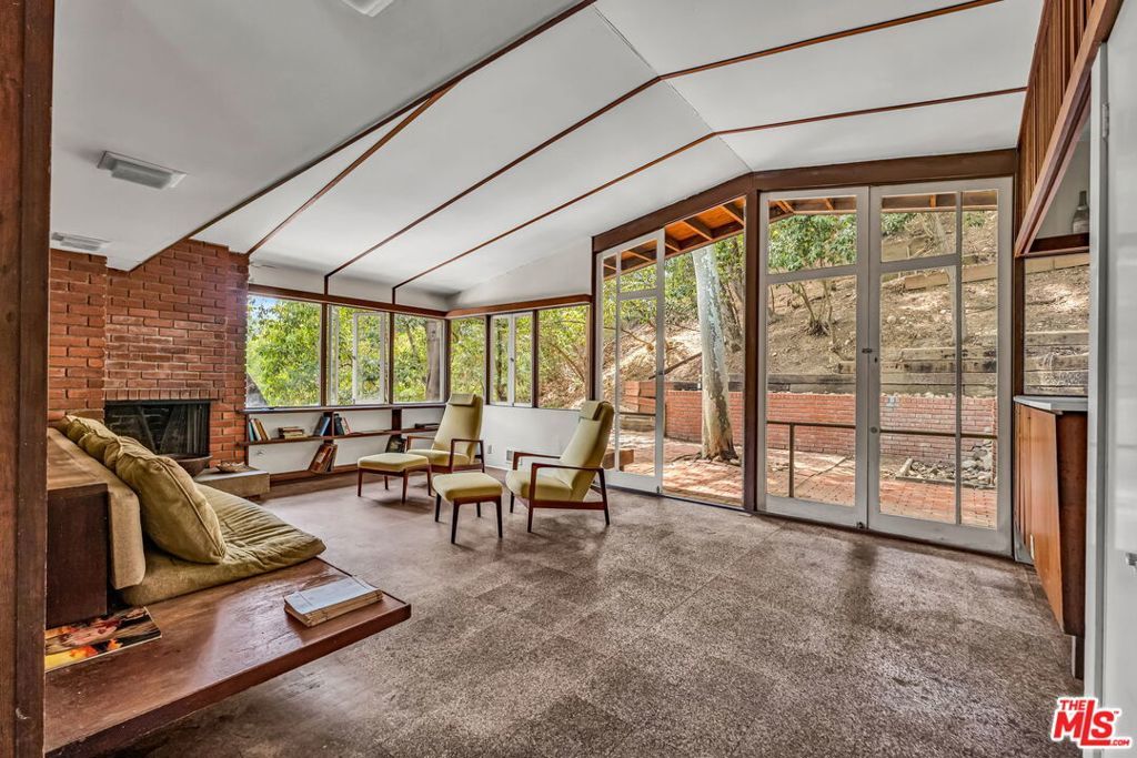 Photo of Listing #25582341