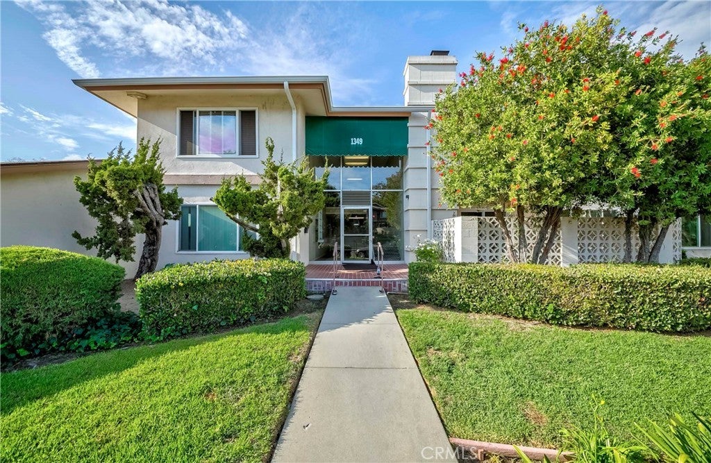 Photo of Listing #PW25181636