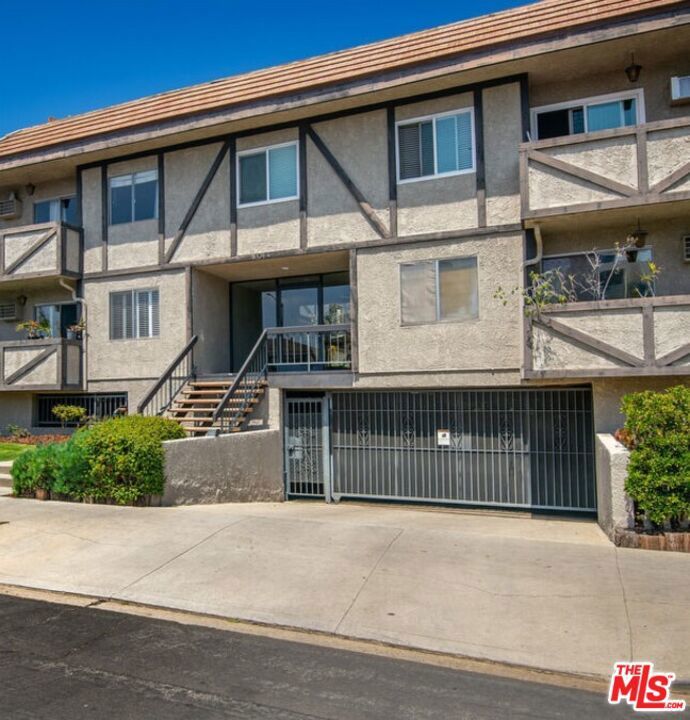 Photo of Listing #25562051