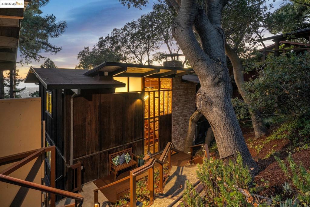 Photo of Listing #41109297