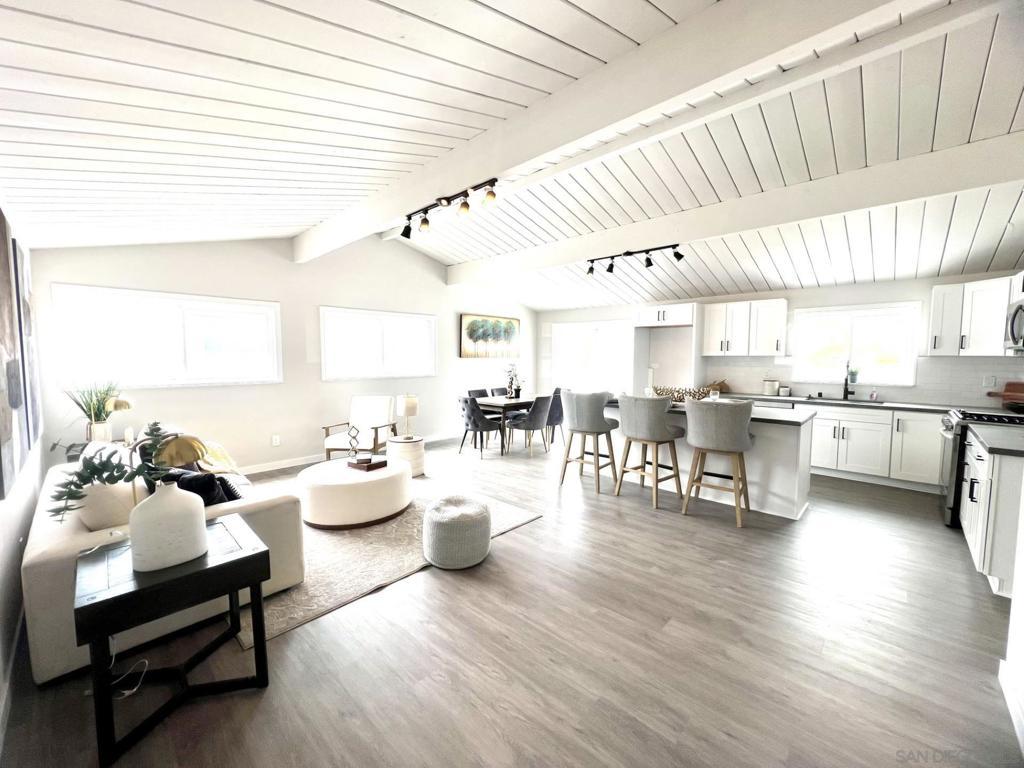 Photo of Listing #250037172SD