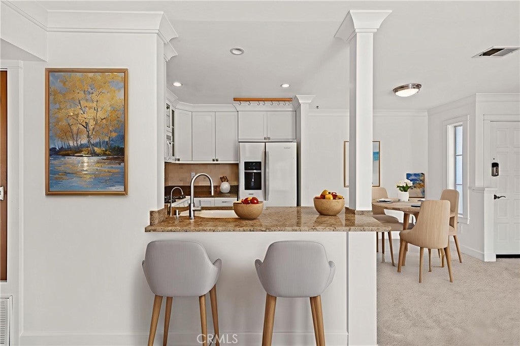 Photo of Listing #SR25188527