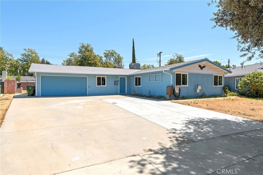 Photo of Listing #SR25191757