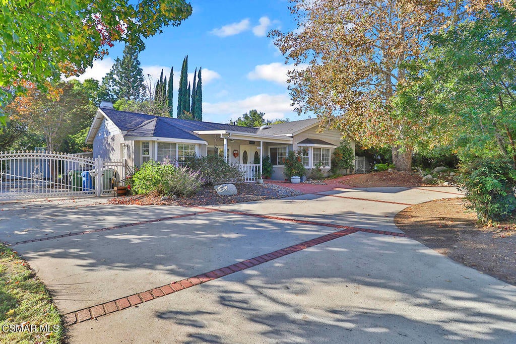 Photo of Listing #225004356