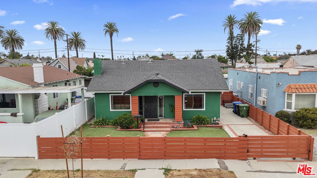 Photo of Listing #25582537