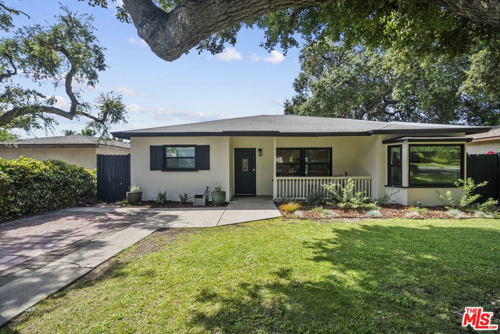 Photo of Listing #25583237