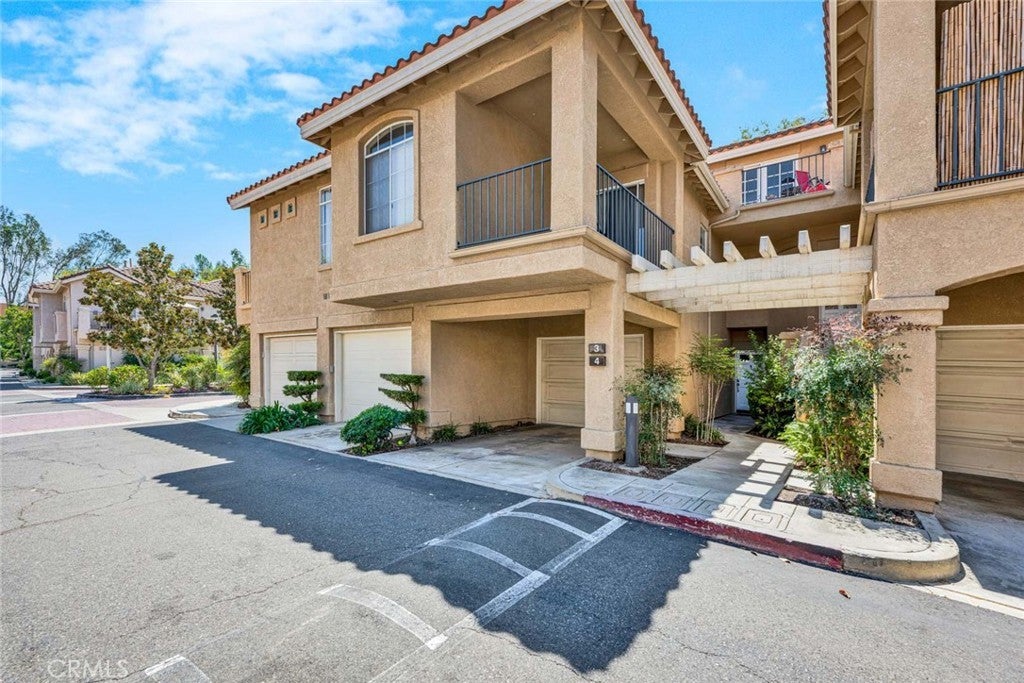 Photo of Listing #PW25192328