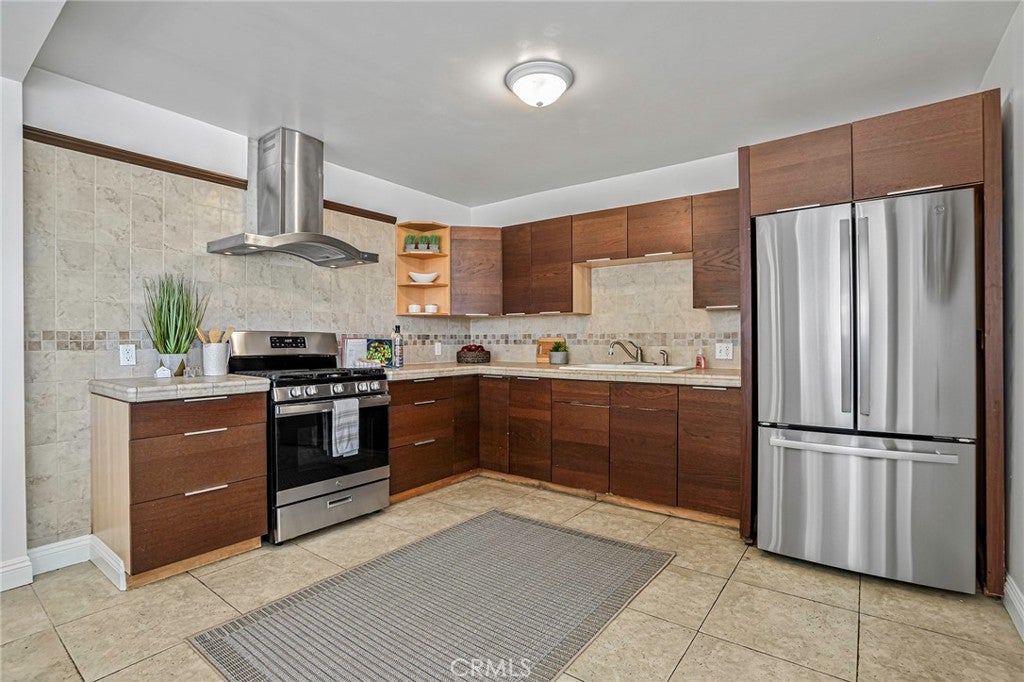 Photo of Listing #PV25192387