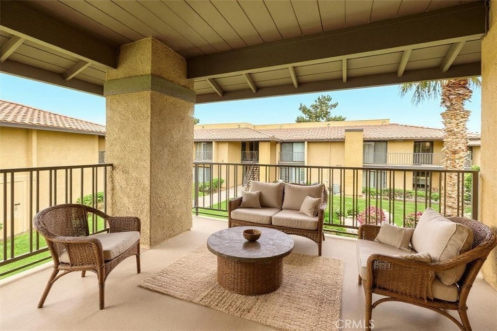31200 Landau Boulevard # 1404, Cathedral City