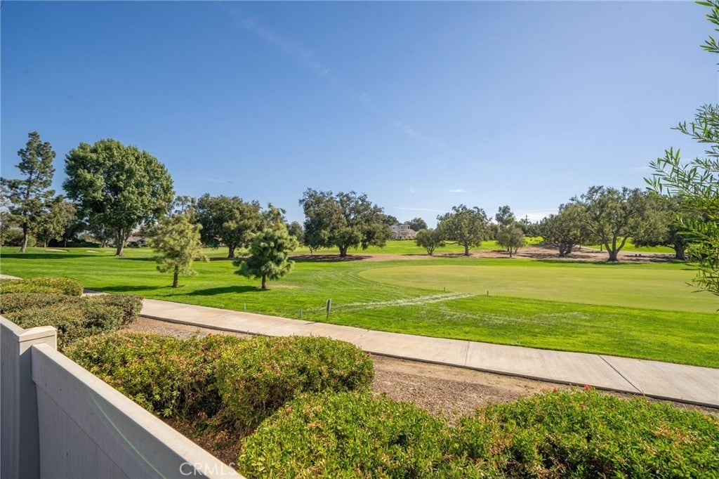 Photo of Listing #IV25186853