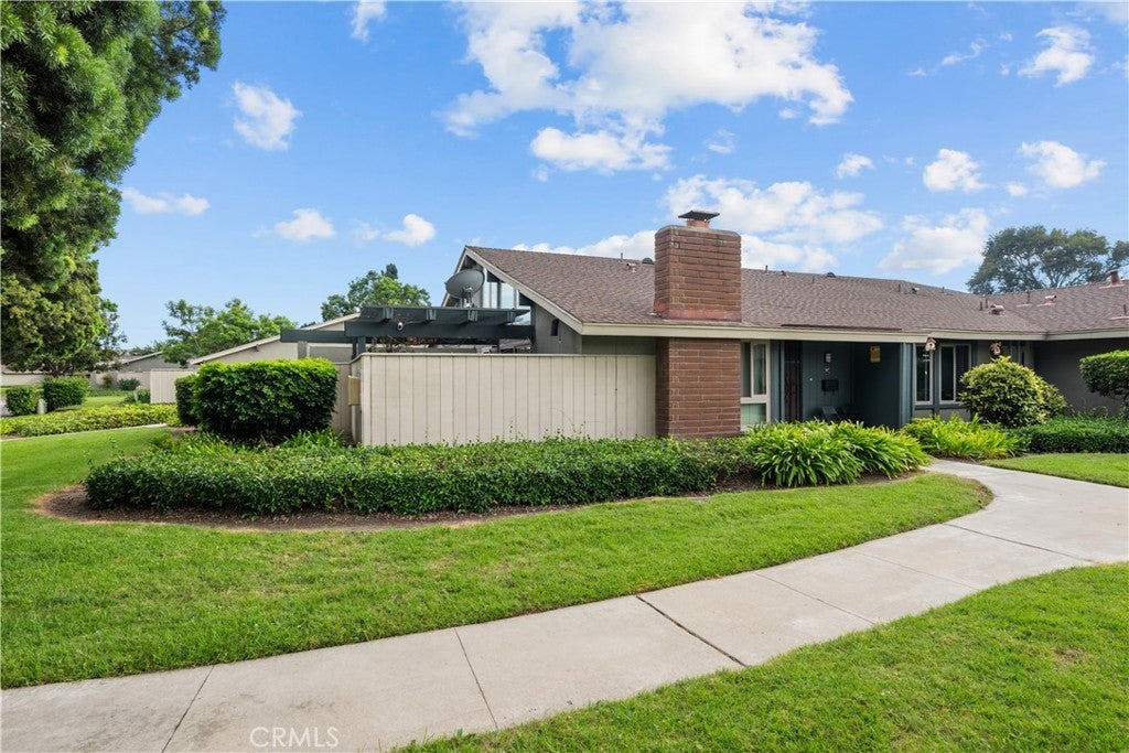 Photo of Listing #CV25192304