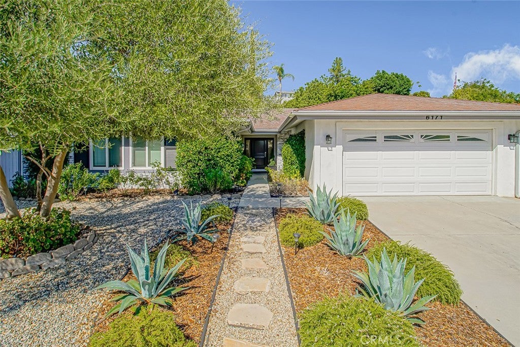 Photo of Listing #SR25169636