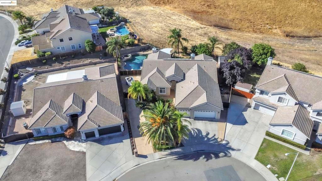 Photo of Listing #41109422