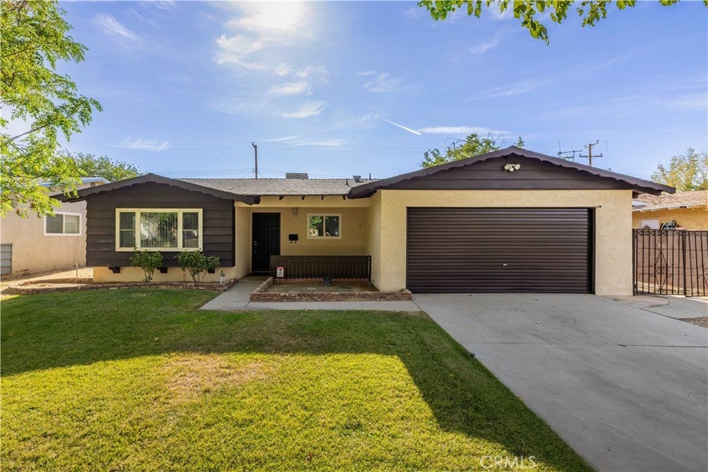 Photo of Listing #SR25192110