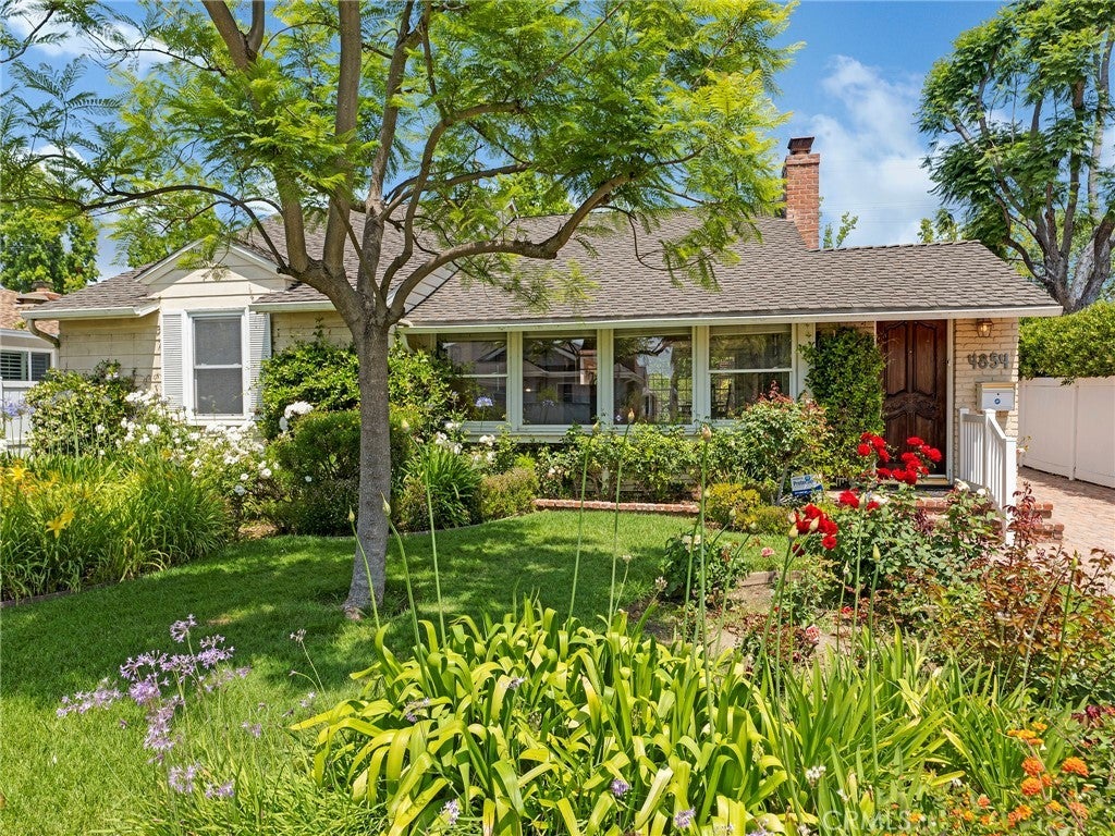 Photo of Listing #SR25192627