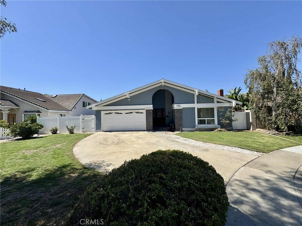 Photo of Listing #PW25192723