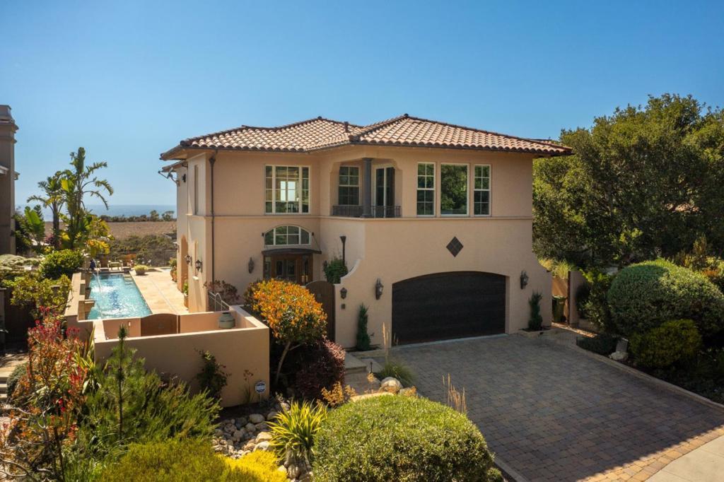 Photo of Listing #ML82010296