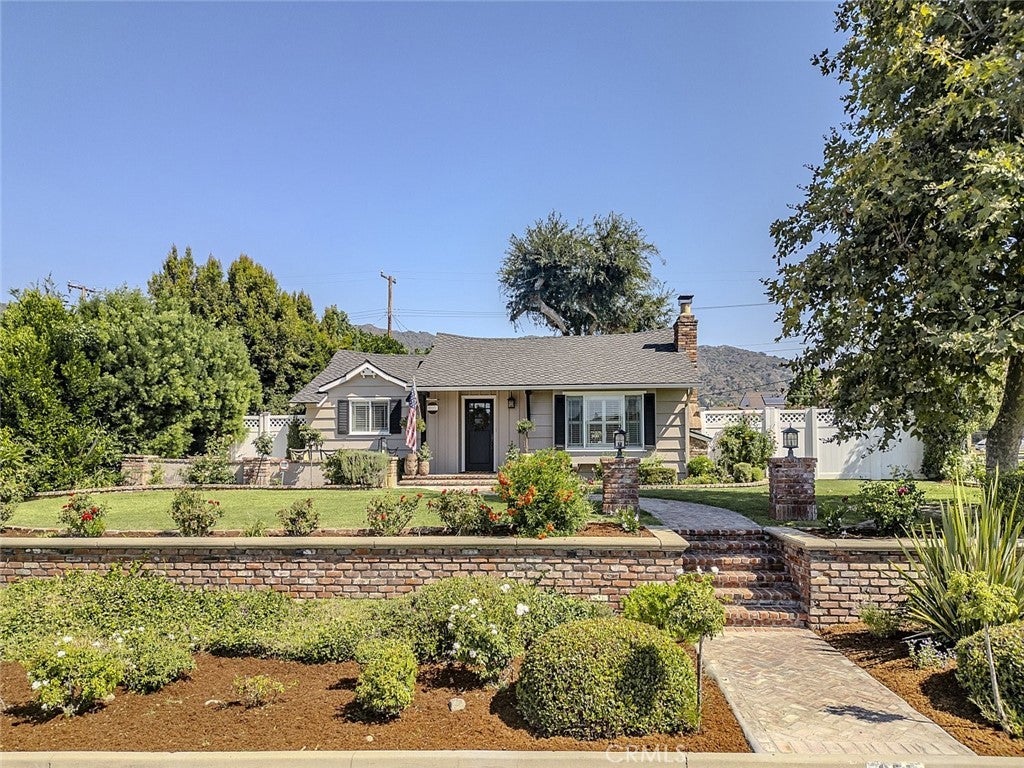 Photo of Listing #CV25191630