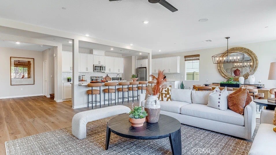 Photo of Listing #SW25192989