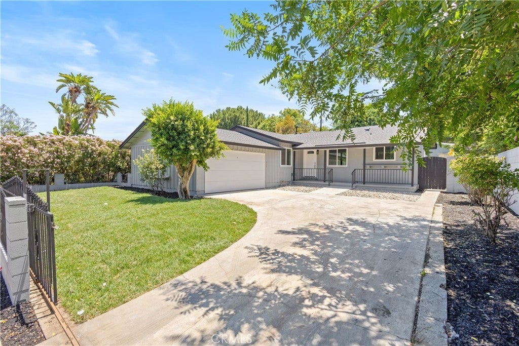 Photo of Listing #CV25193022