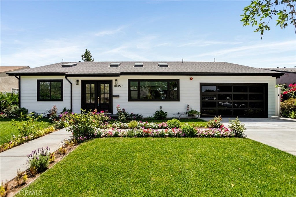 Photo of Listing #SR25191852