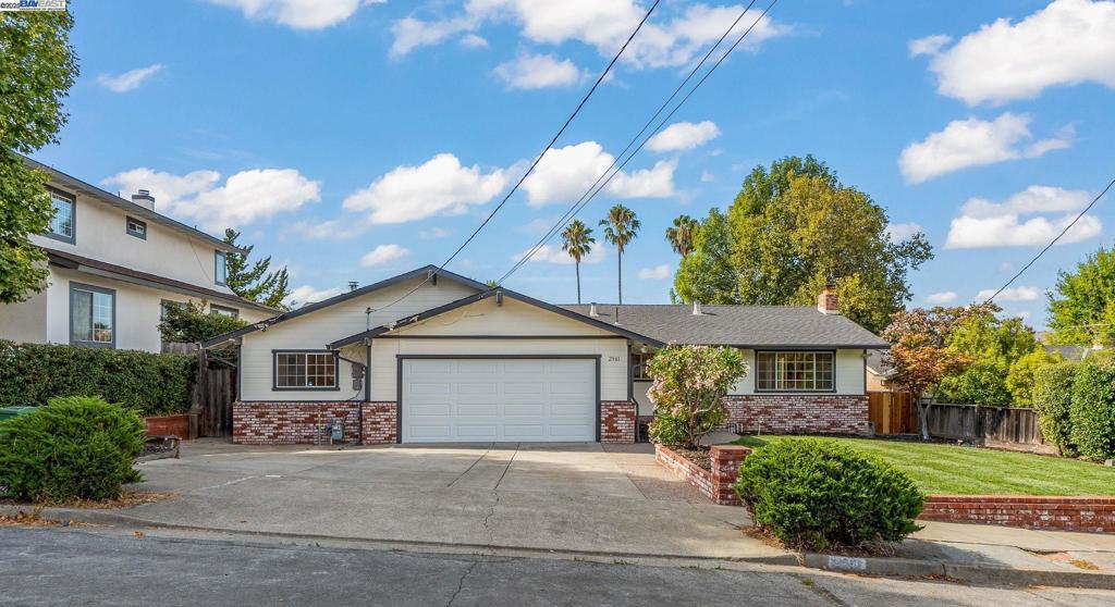 Photo of Listing #41109465