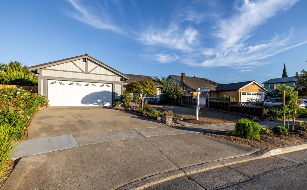 Photo of Listing #ML82017059