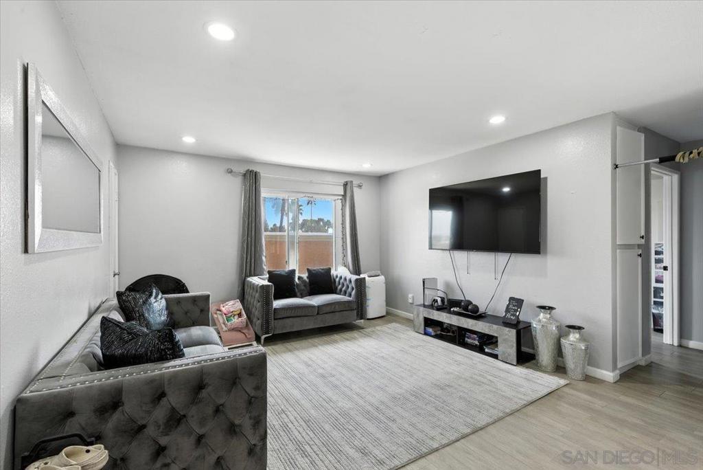 Photo of Listing #250037314SD