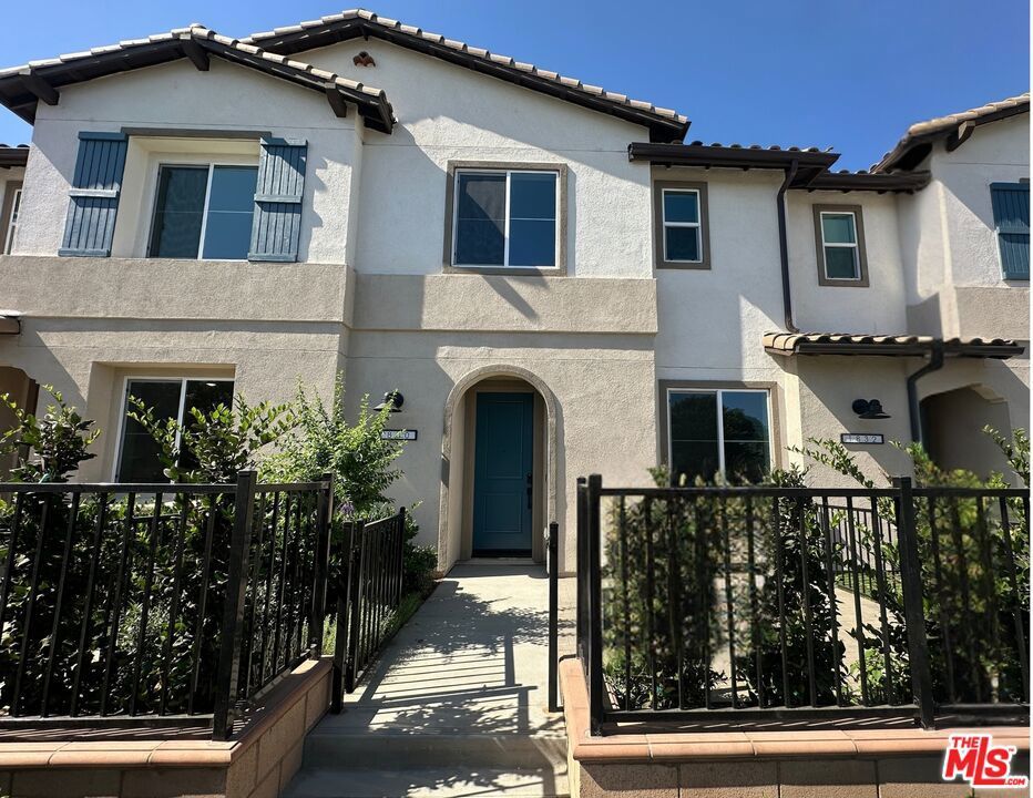 Photo of Listing #25582165