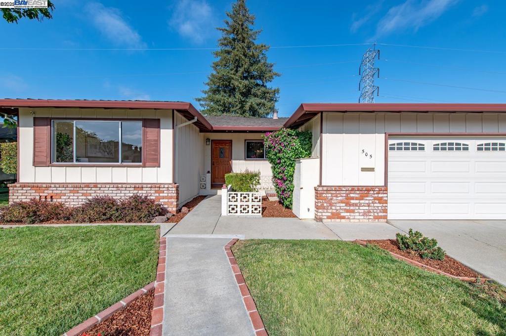 Photo of Listing #41109493