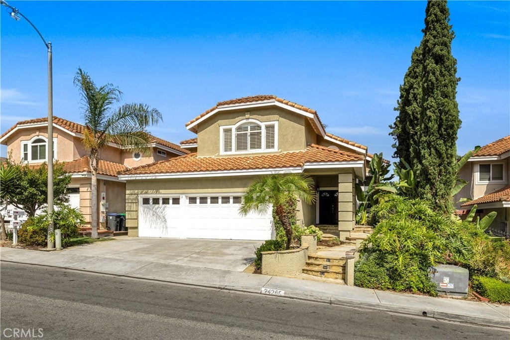 Photo of Listing #OC25191891