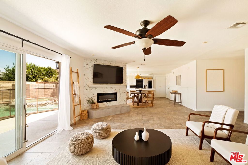 Photo of Listing #25583457