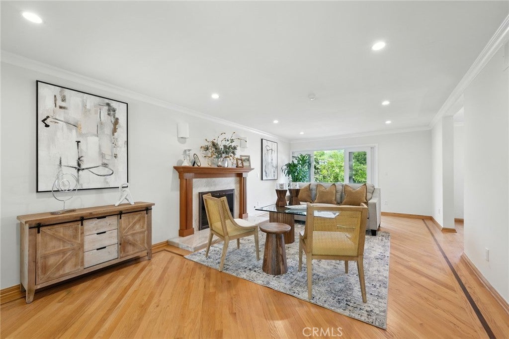 Photo of Listing #SR25189434