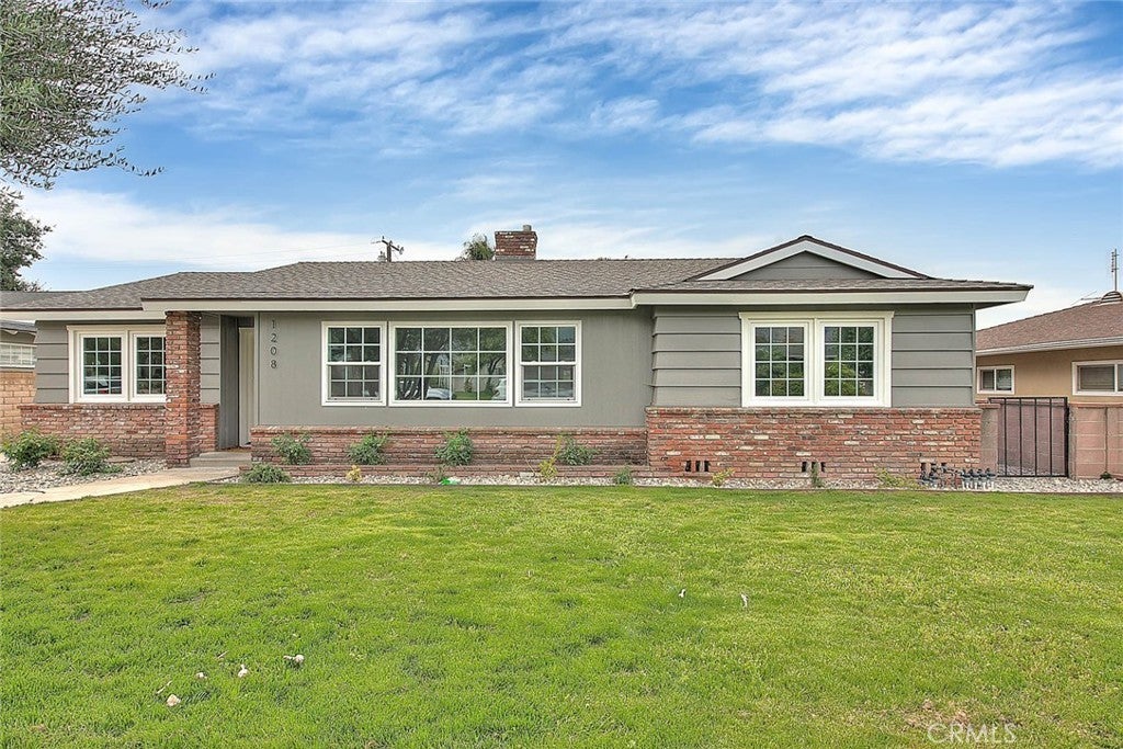 Photo of Listing #CV25192692