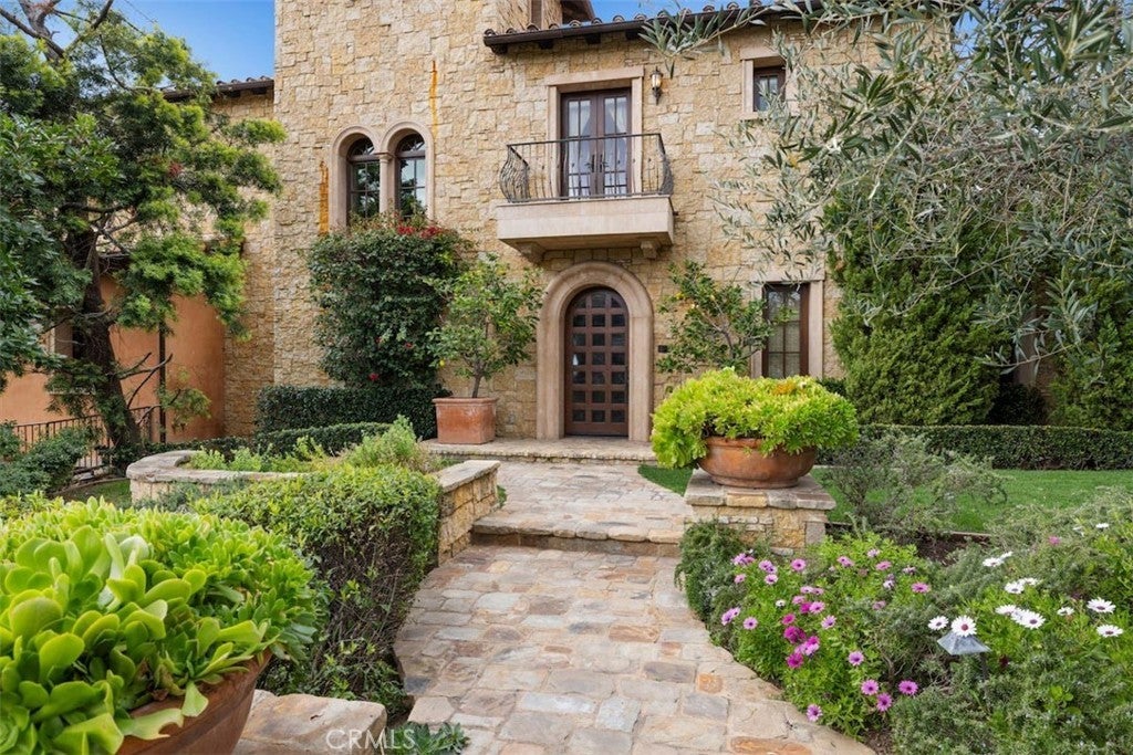 Photo of Listing #NP25190255