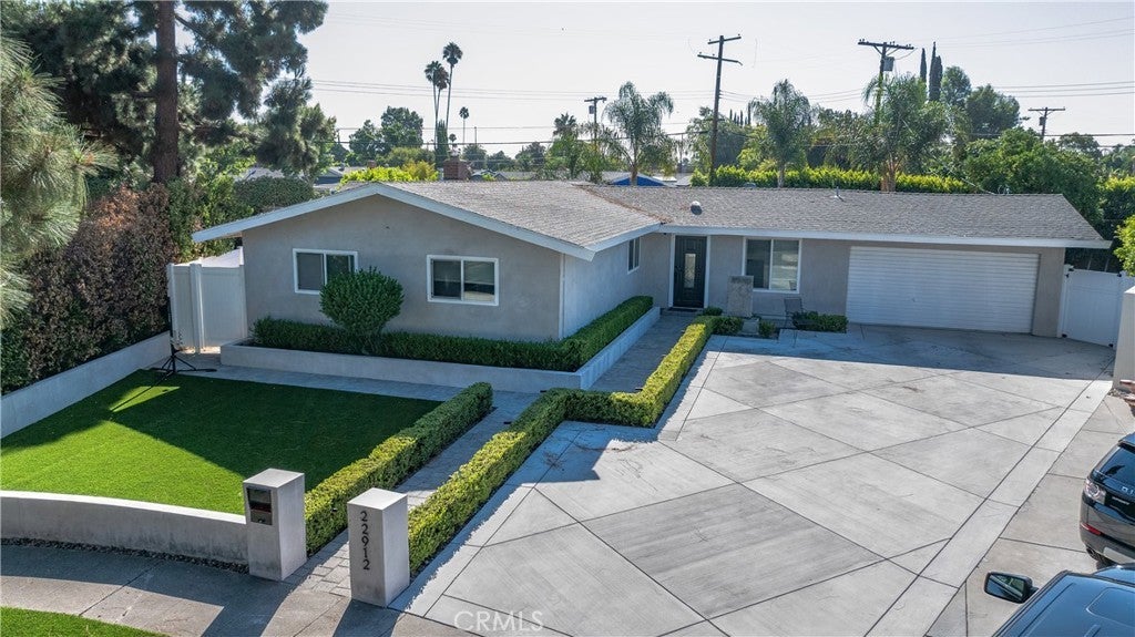 Photo of Listing #SR25193269