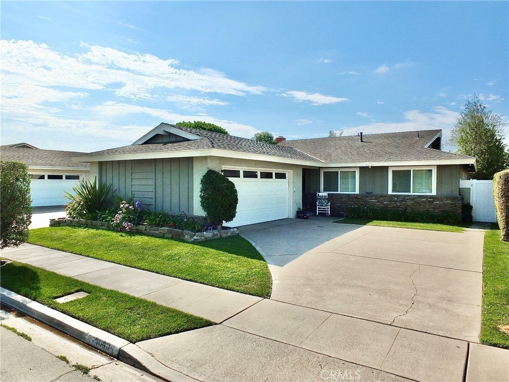 Photo of Listing #OC25193488