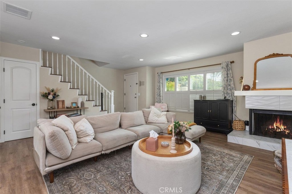 Photo of Listing #OC25193078