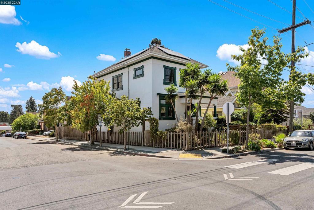 Photo of Listing #41109552