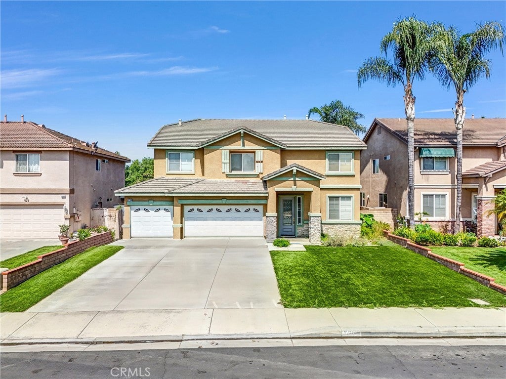 Photo of Listing #PW25191977