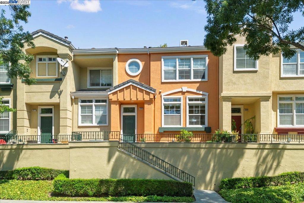 Photo of Listing #41109575